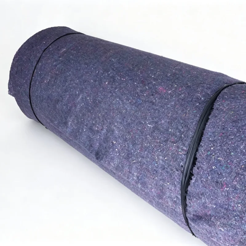 Tampon en feutre de grande taille emballé en rouleau